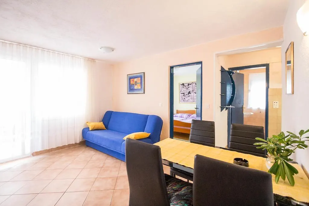 Apartment Katja Jadranovo 0*,  Croatia