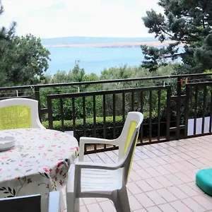  Apartment Tihana